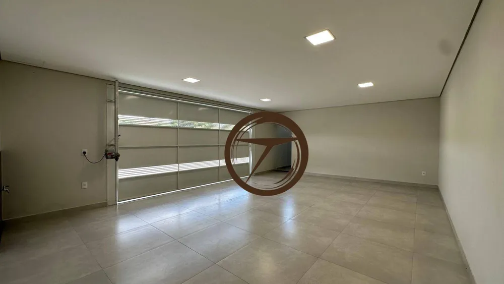 Casa, 3 quartos, 249 m² - Foto 2