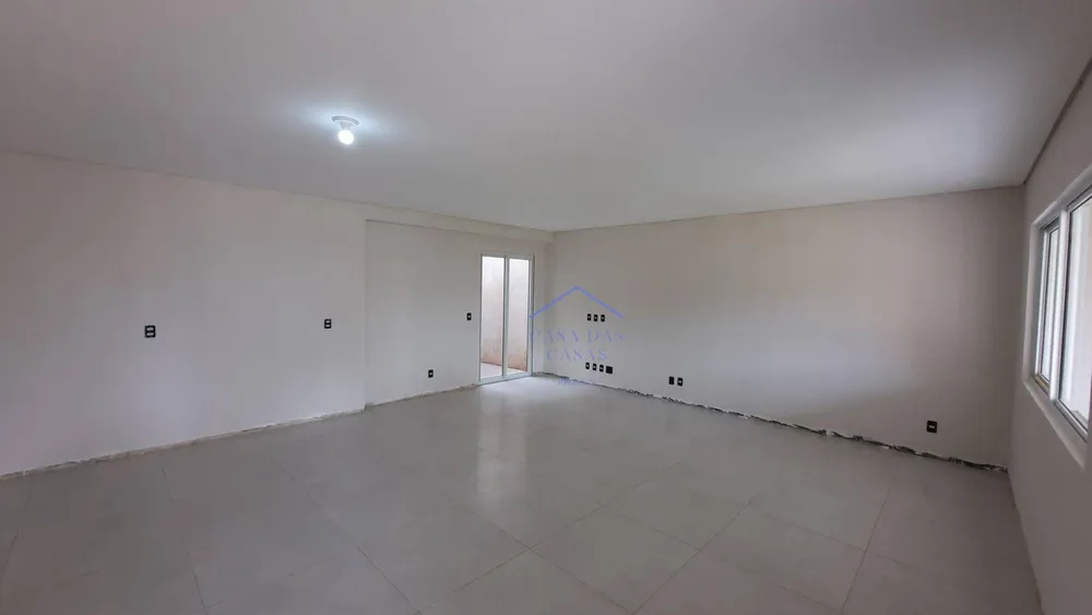 Casa, 3 quartos, 247 m² - Foto 4