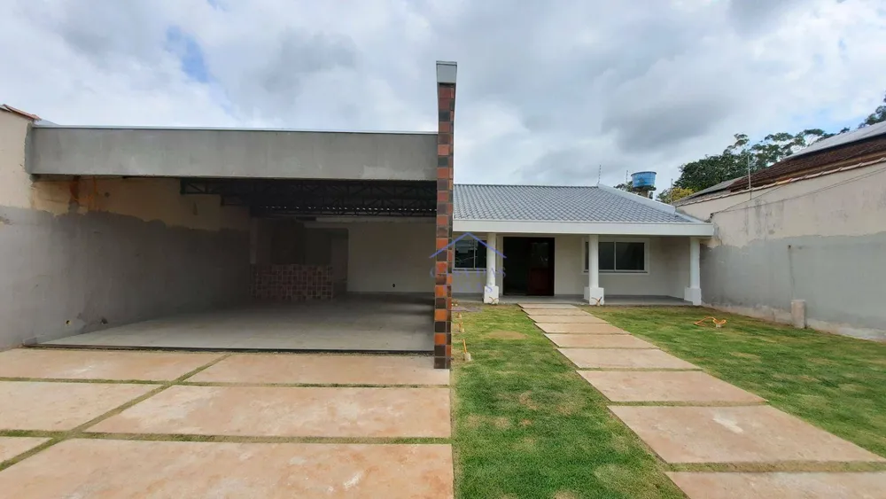 Casa, 3 quartos, 247 m² - Foto 2