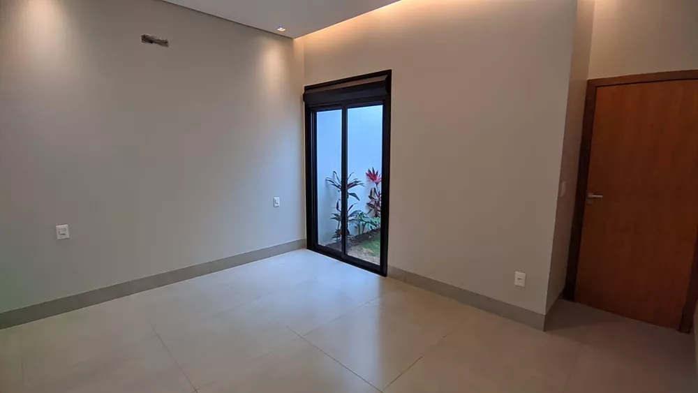 Casa à venda com 3 quartos, 172m² - Foto 4