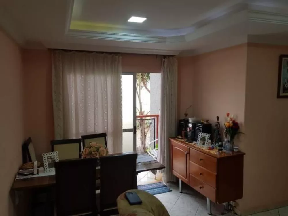 Apartamento à venda com 3 quartos, 70m² - Foto 1