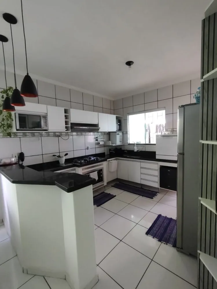 Casa, 3 quartos, 170 m² - Foto 2