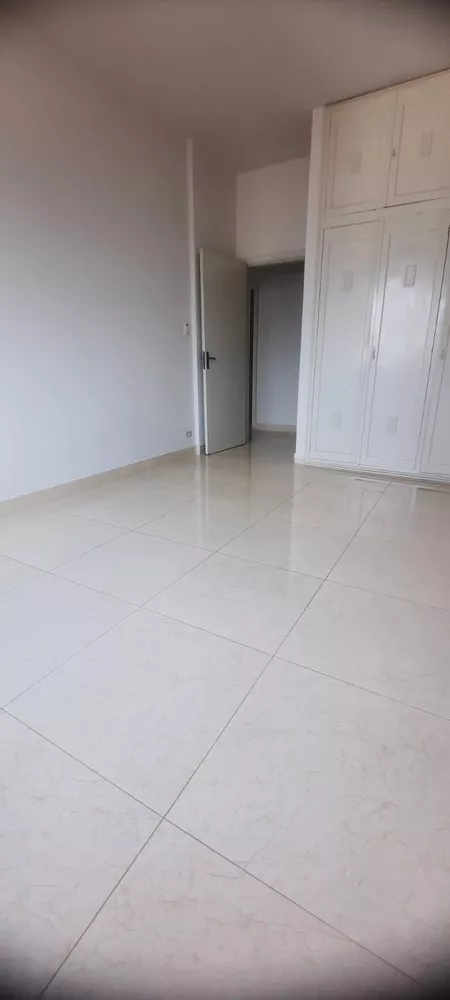 Apartamento à venda com 3 quartos, 132m² - Foto 6