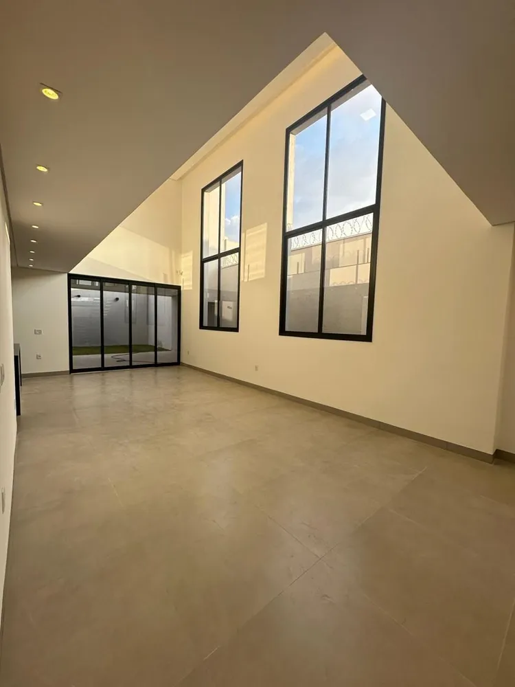 Casa, 3 quartos, 265 m² - Foto 2