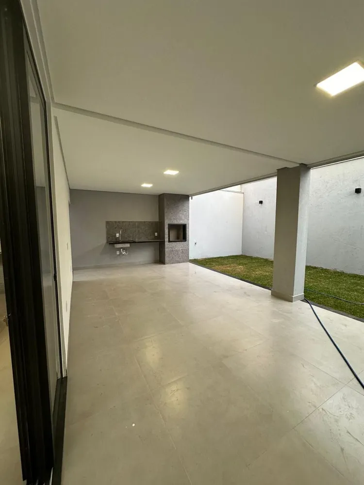 Casa, 3 quartos, 265 m² - Foto 1