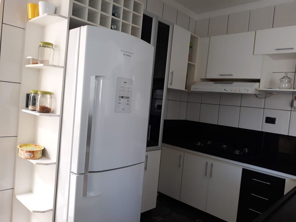 Casa, 4 quartos, 200 m² - Foto 1