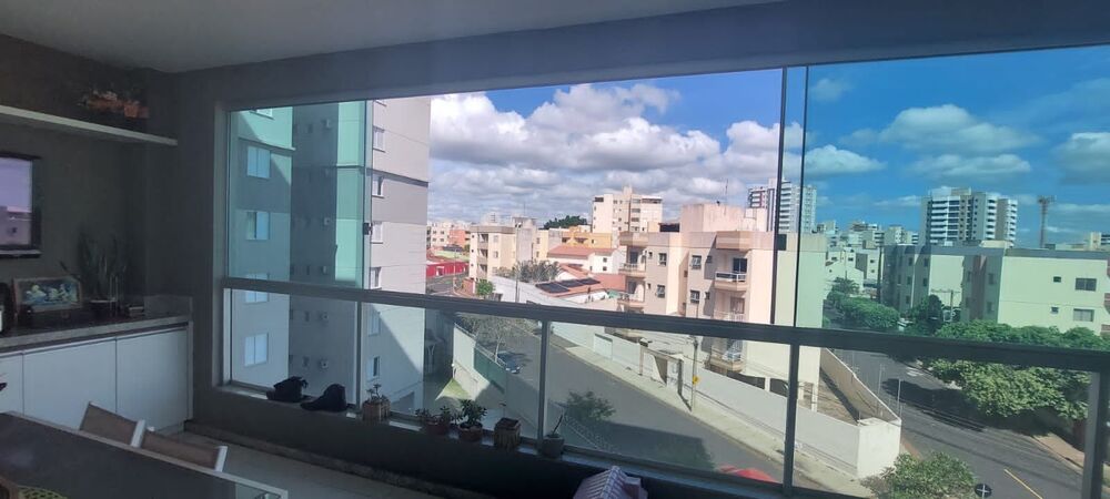 Apartamento à venda com 4 quartos, 108m² - Foto 3