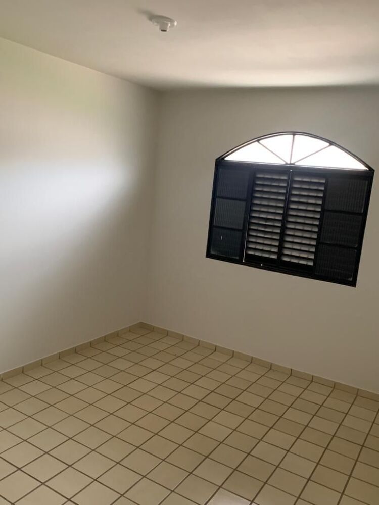 Apartamento à venda com 2 quartos, 84m² - Foto 1