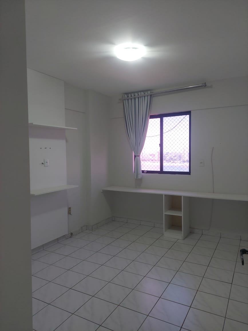 Apartamento para alugar com 4 quartos, 102m² - Foto 5