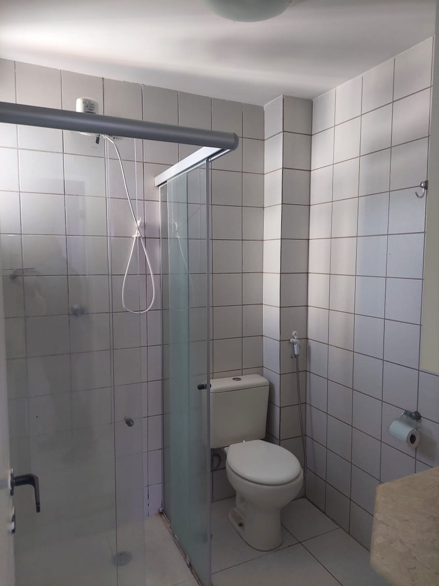 Apartamento para alugar com 4 quartos, 102m² - Foto 2