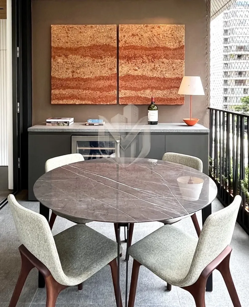 Apartamento, 3 quartos, 270 m² - Foto 2