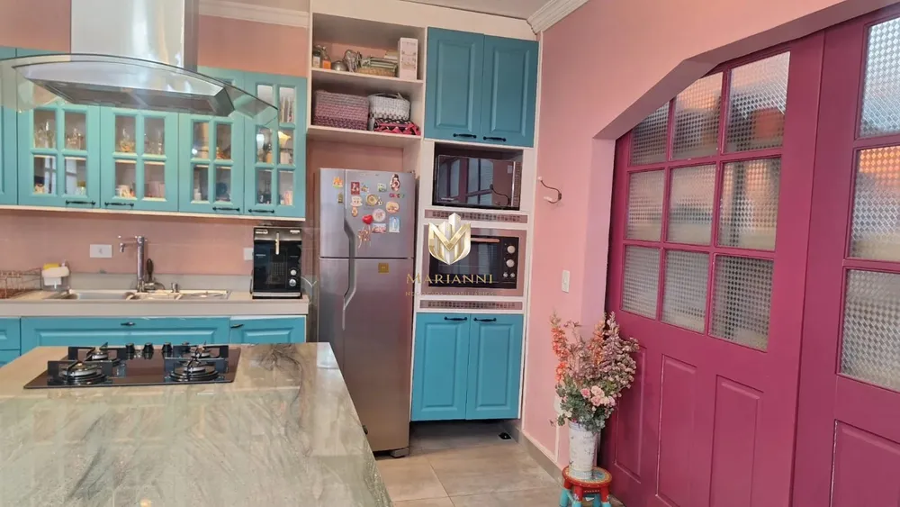 Casa, 3 quartos, 250 m² - Foto 13