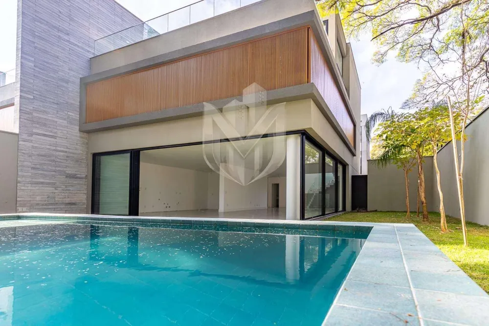 Casa, 5 quartos, 869 m² - Foto 1