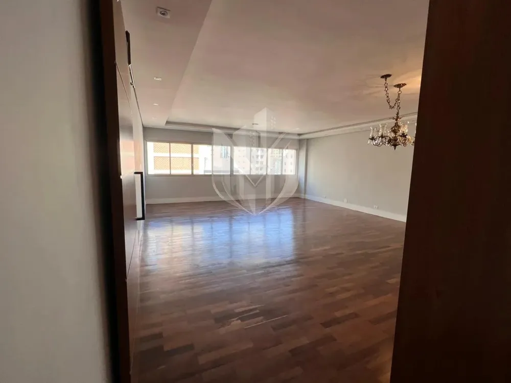 Apartamento, 3 quartos, 190 m² - Foto 1
