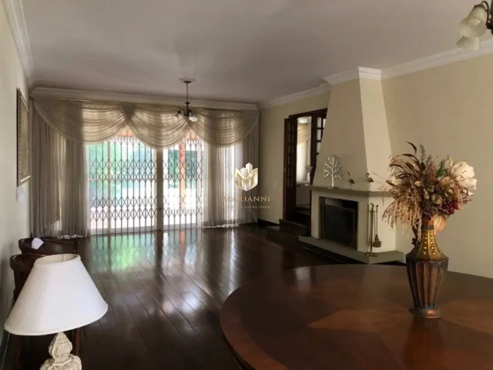 Casa, 4 quartos, 423 m² - Foto 1