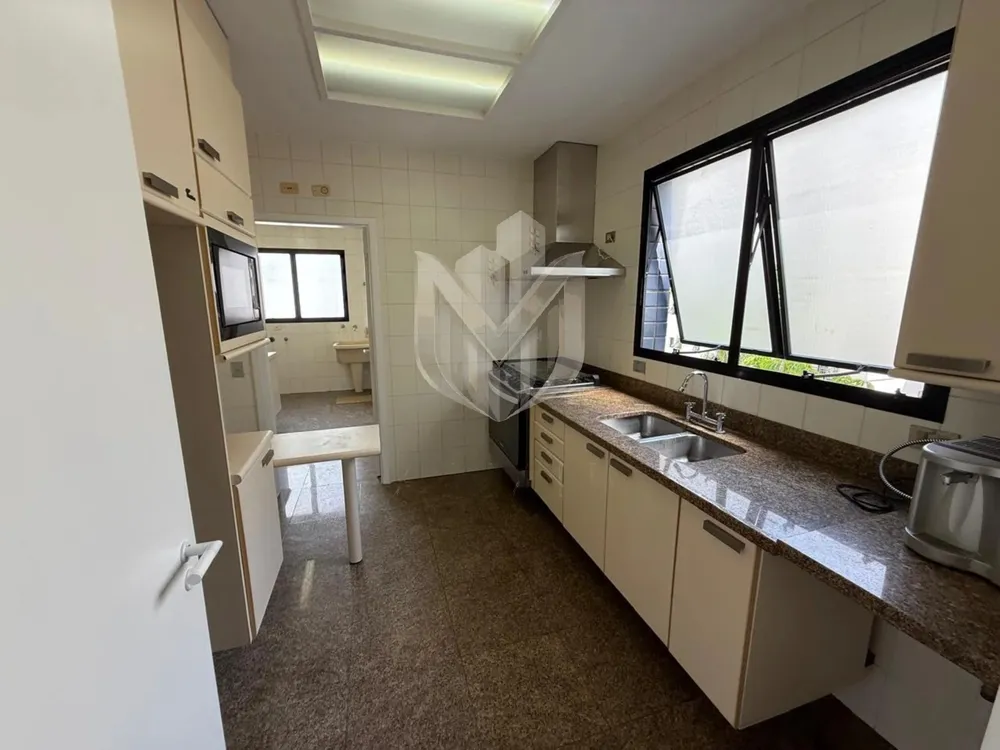 Apartamento, 3 quartos, 216 m² - Foto 4