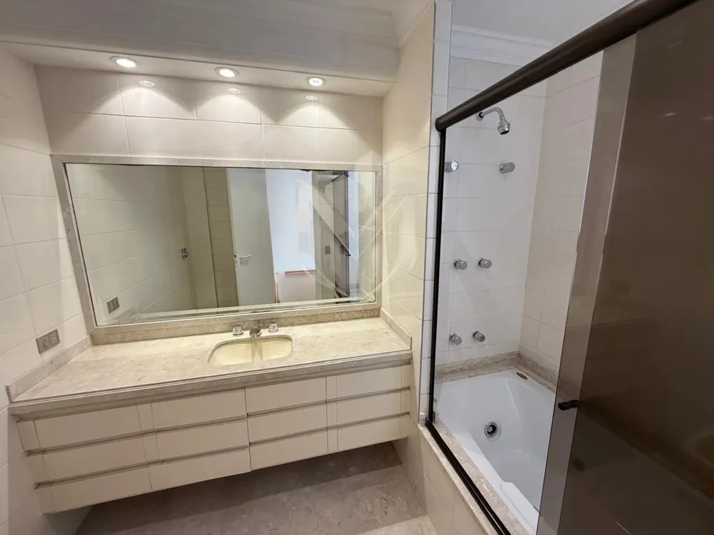 Apartamento, 3 quartos, 216 m² - Foto 11