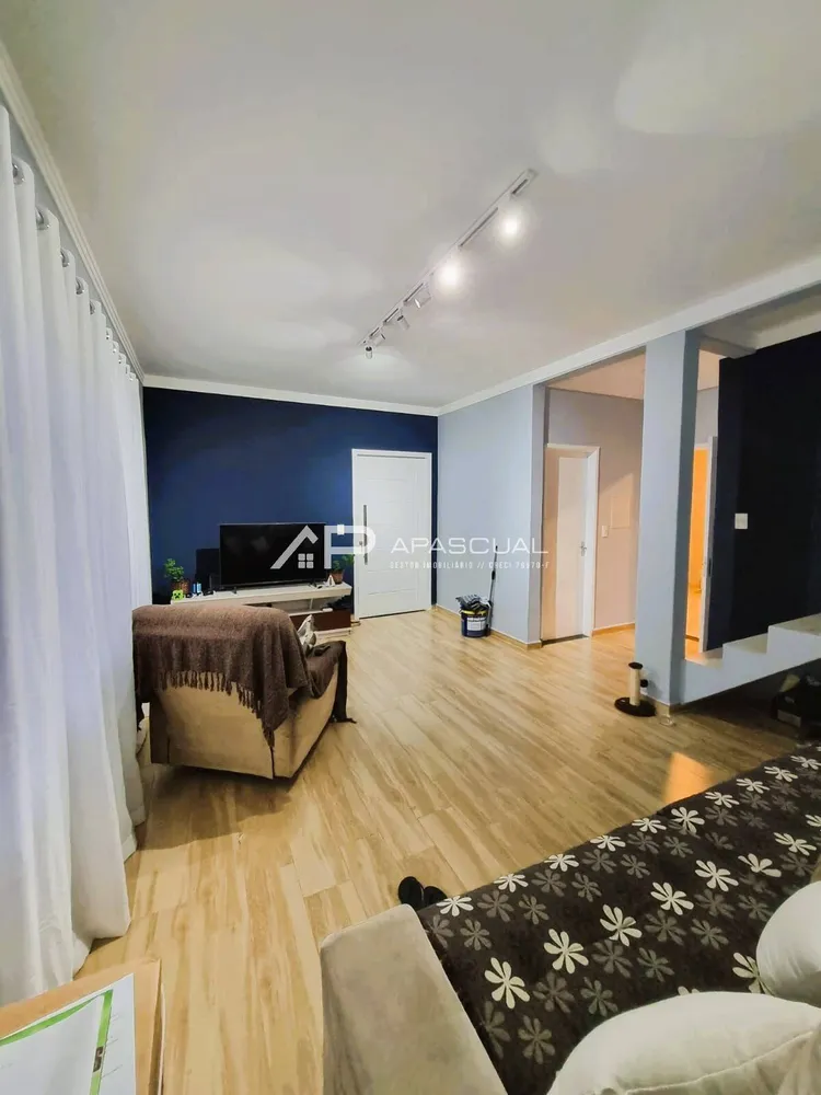 Casa, 3 quartos, 105 m² - Foto 1