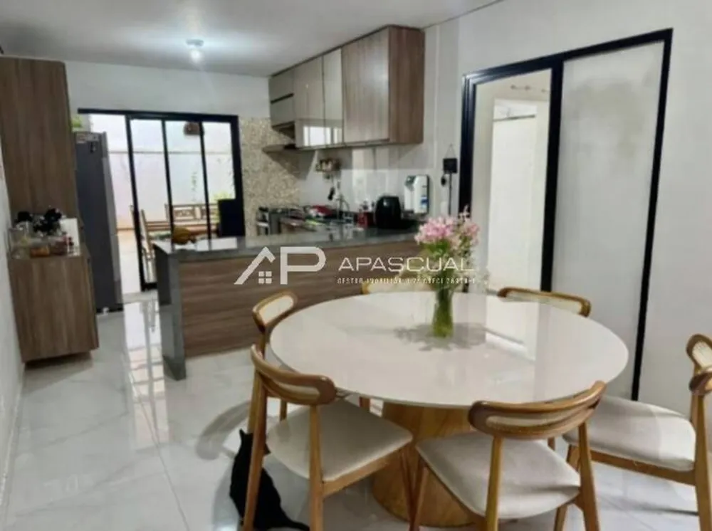 Casa, 3 quartos, 161 m² - Foto 4