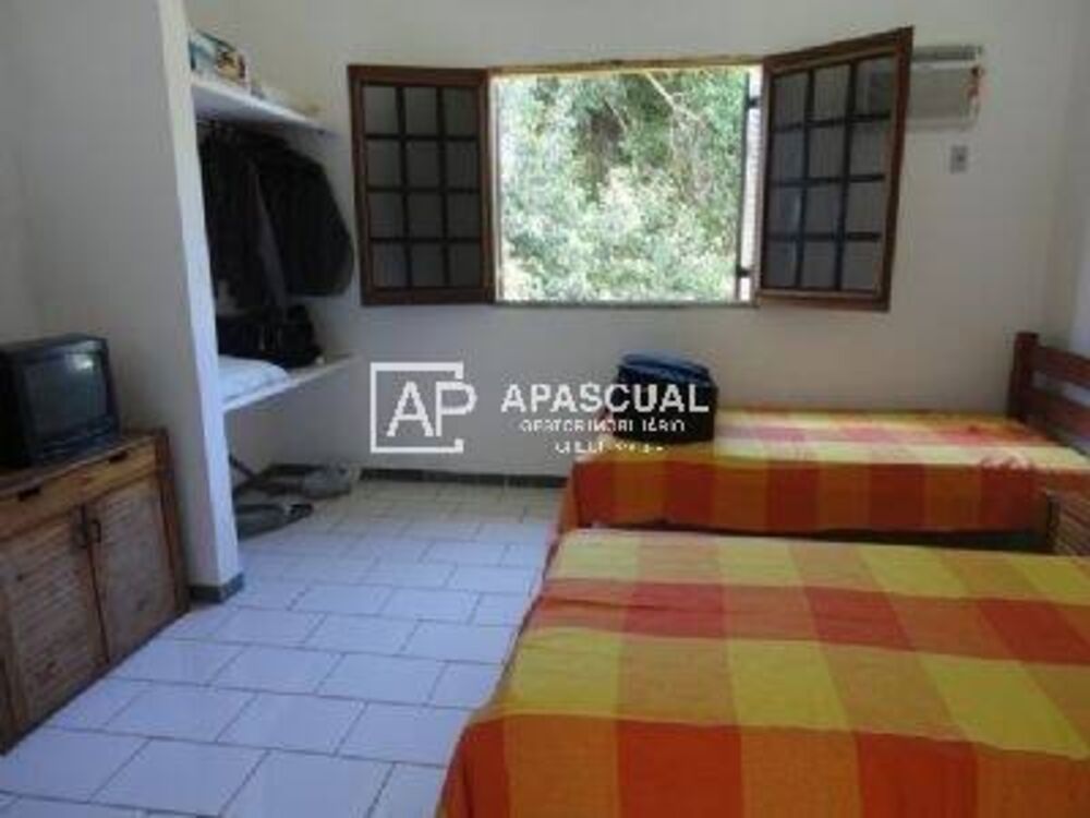 Casa, 2 quartos, 270 m² - Foto 1