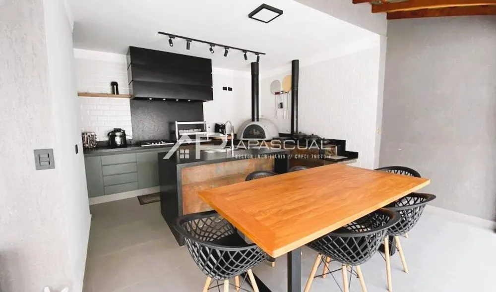 Casa, 3 quartos, 210 m² - Foto 19