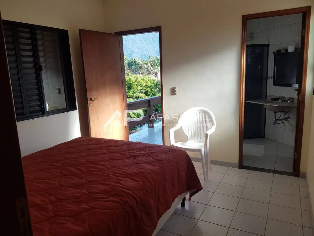 Casa, 5 quartos, 200 m² - Foto 4