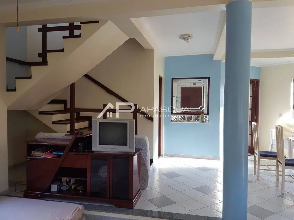 Casa, 5 quartos, 200 m² - Foto 3