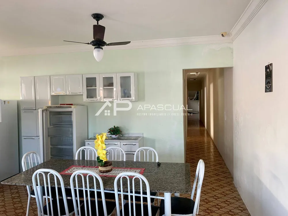 Casa, 3 quartos, 210 m² - Foto 13