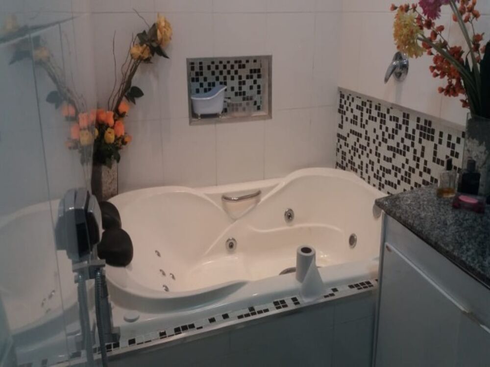 Casa, 3 quartos, 206 m² - Foto 1