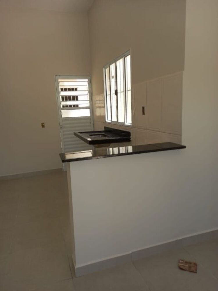 Casa, 2 quartos, 64 m² - Foto 1