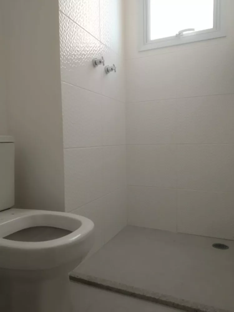 Apartamento à venda com 2 quartos, 72m² - Foto 5