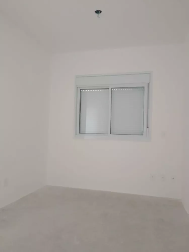 Apartamento à venda com 2 quartos, 72m² - Foto 3