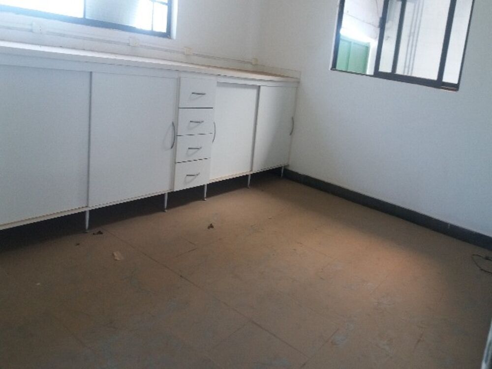 Depósito-Galpão, 250 m² - Foto 2