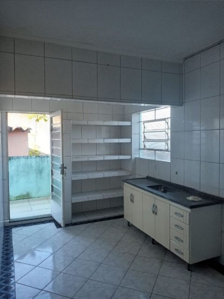 Casa, 3 quartos, 84 m² - Foto 2