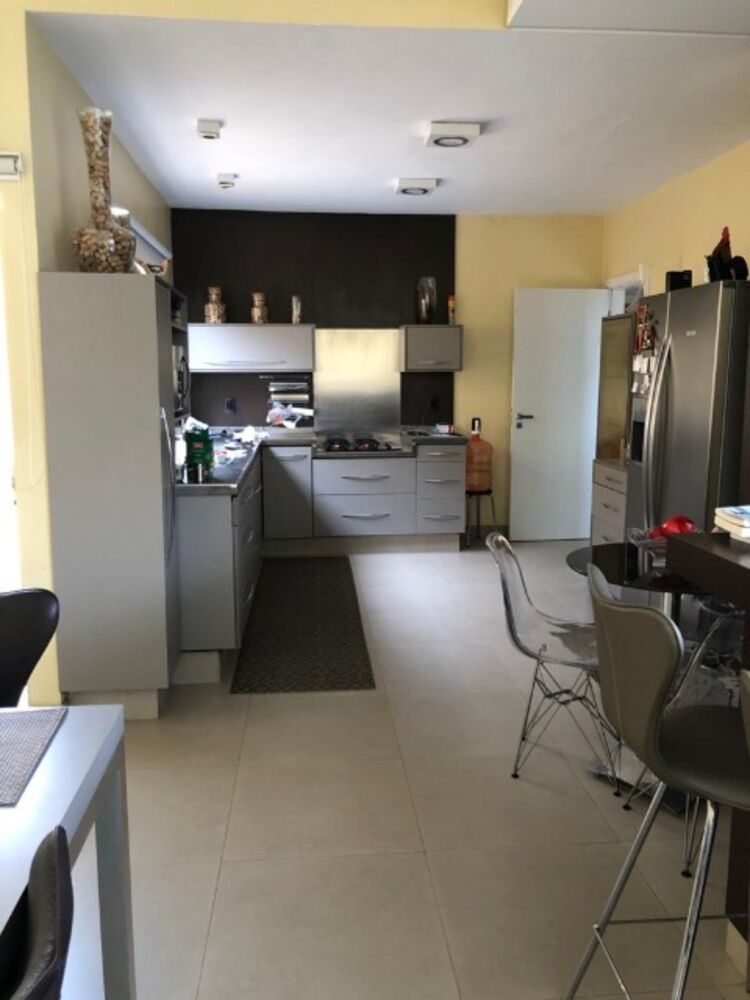 Casa, 3 quartos, 164 m² - Foto 1
