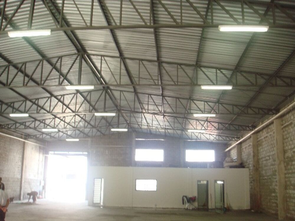 Depósito-Galpão, 750 m² - Foto 1