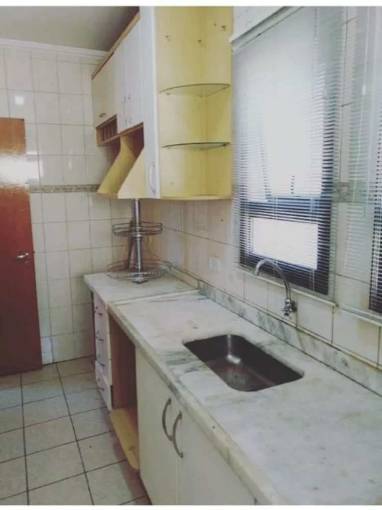 Apartamento à venda com 2 quartos, 55m² - Foto 2