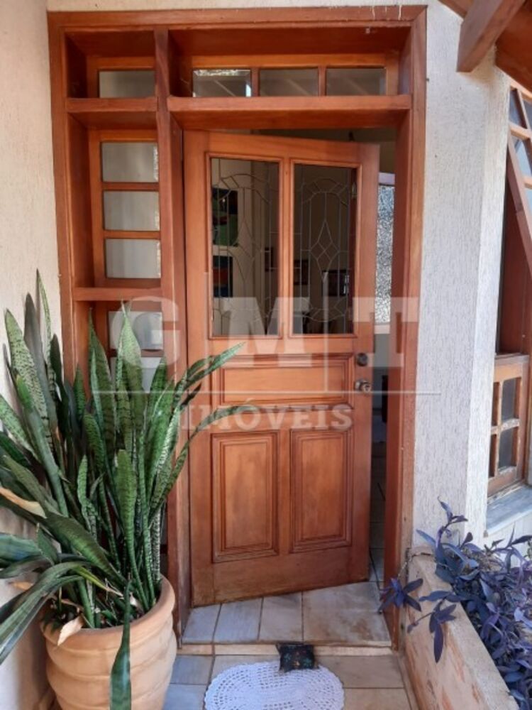 Sobrado, 4 quartos, 640 m² - Foto 1