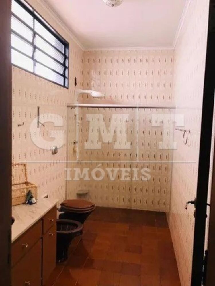 Casa para alugar com 4 quartos, 265m² - Foto 13