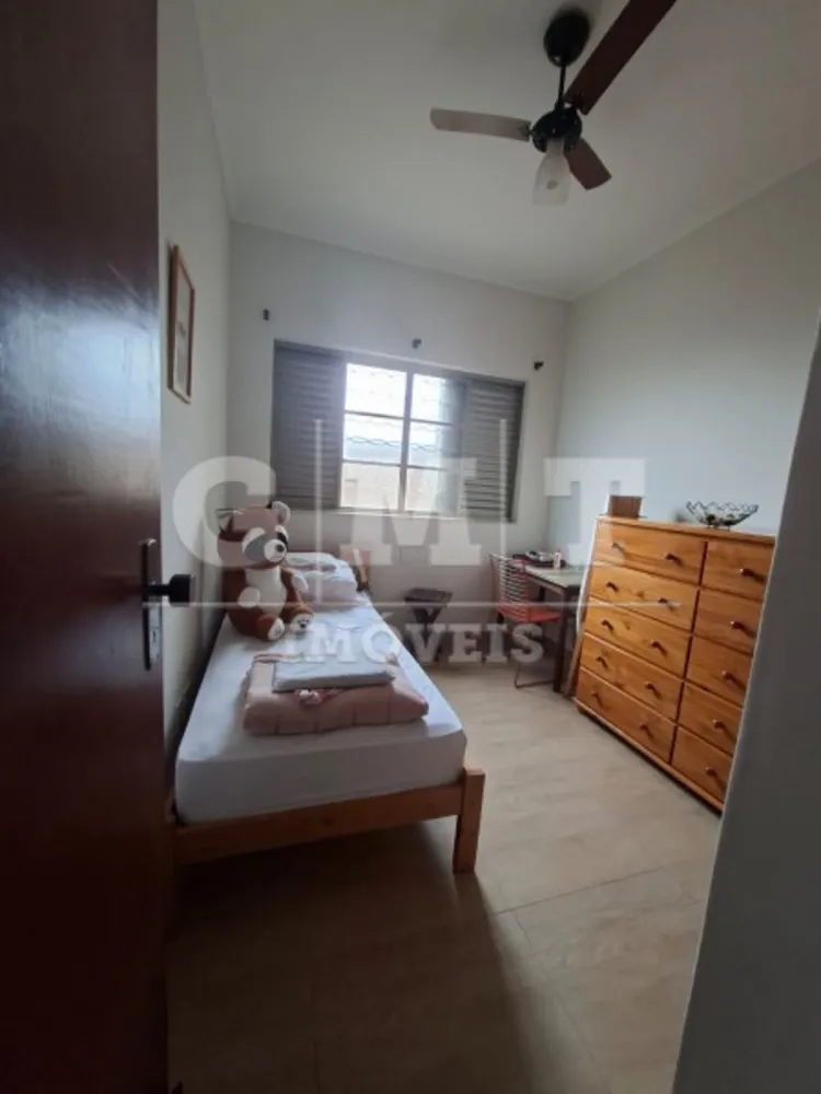 Apartamento, 3 quartos, 100 m² - Foto 1