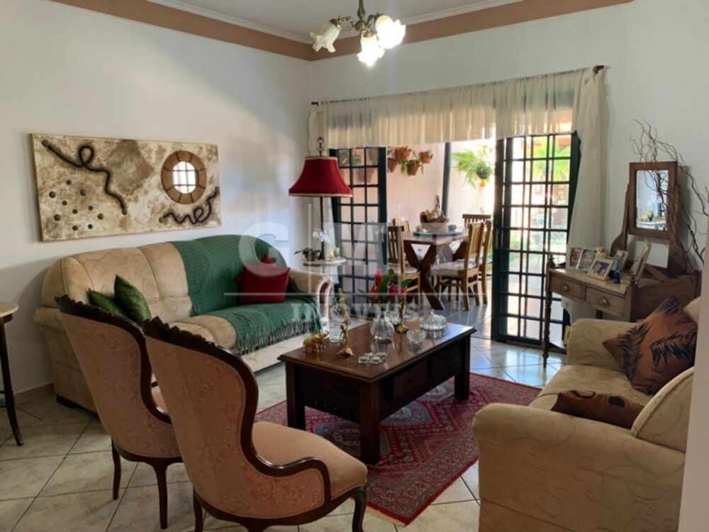 Casa, 3 quartos, 230 m² - Foto 2