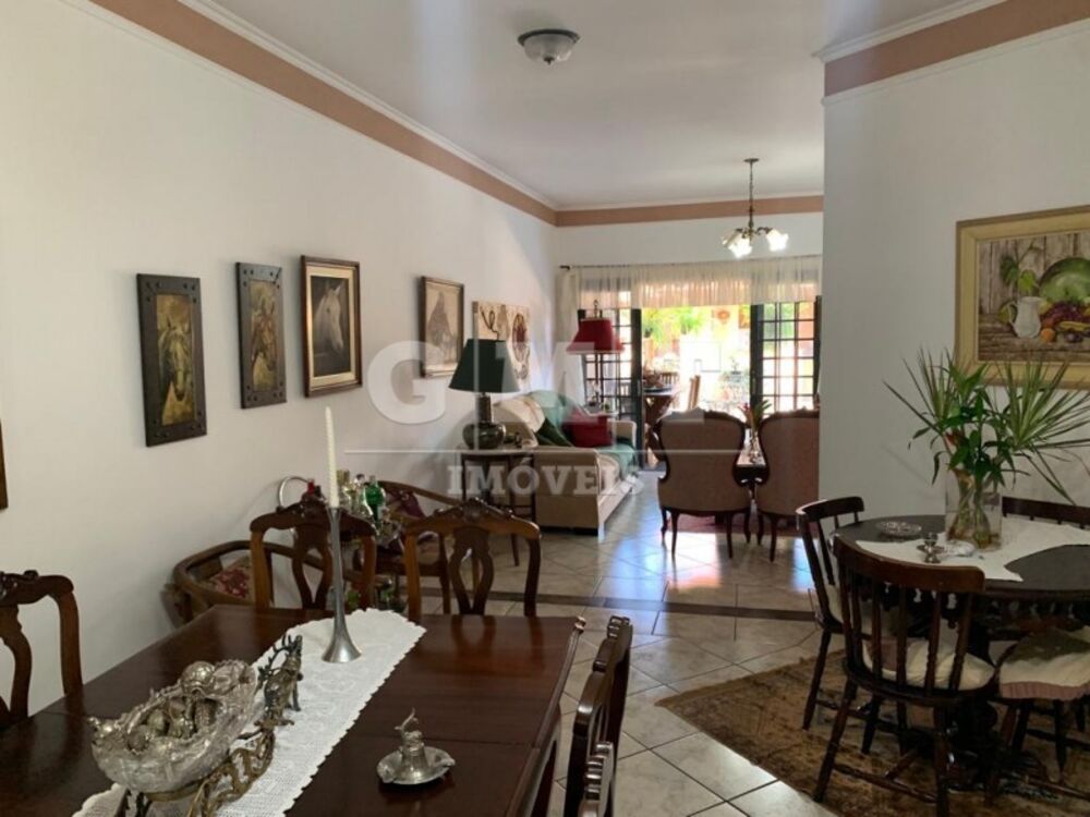 Casa, 3 quartos, 230 m² - Foto 3