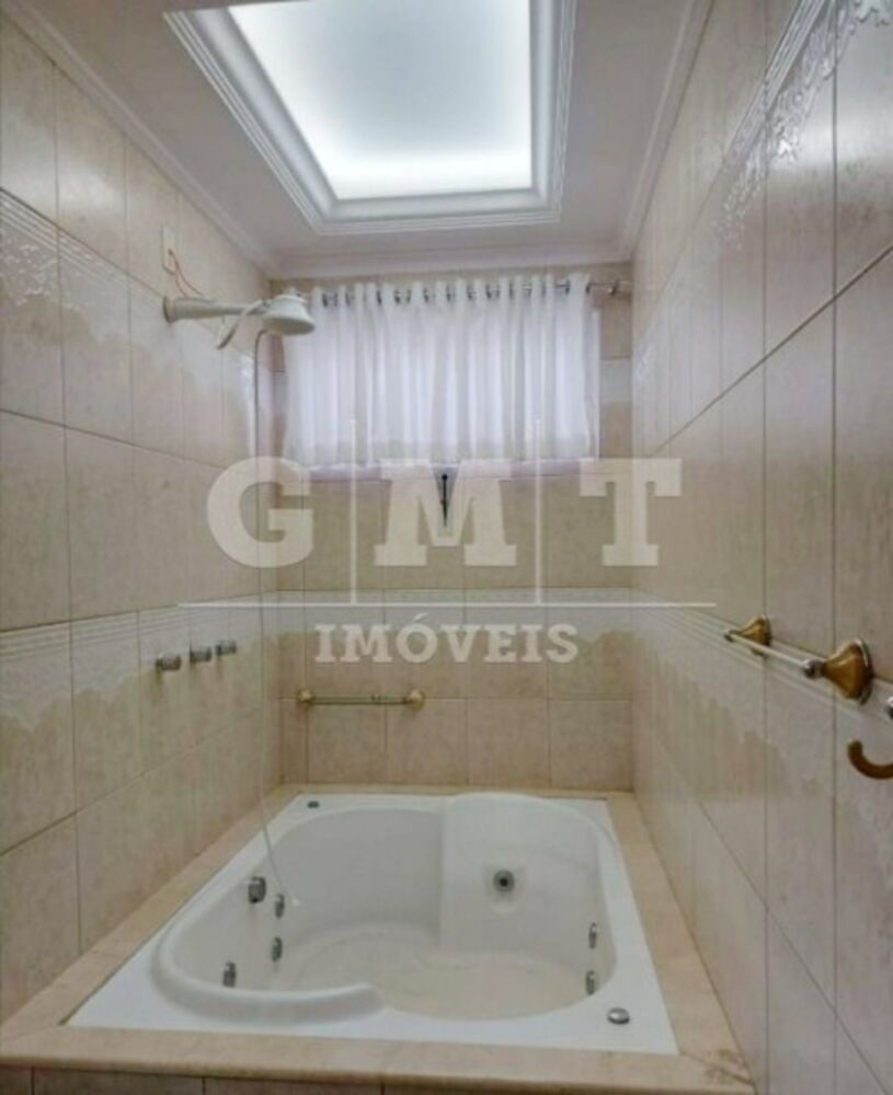 Casa à venda com 3 quartos, 271m² - Foto 9