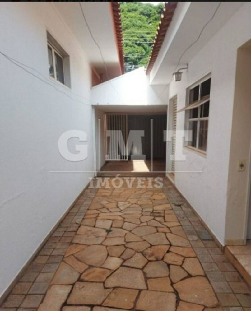 Casa à venda com 3 quartos, 271m² - Foto 14