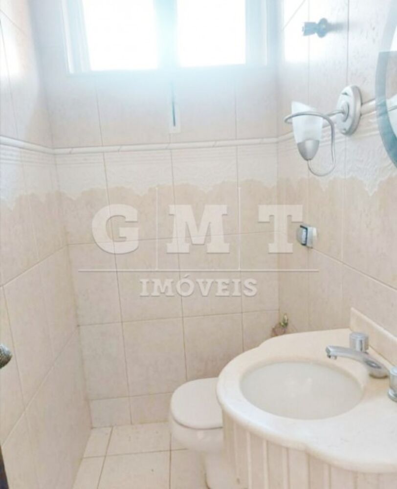 Casa à venda com 3 quartos, 271m² - Foto 8