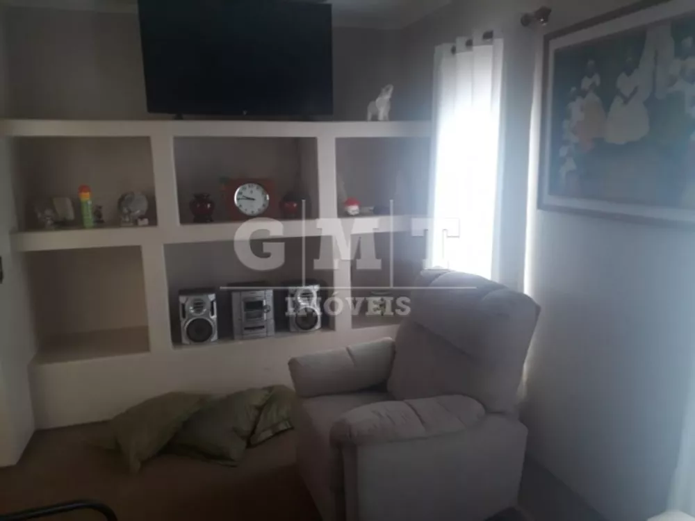 Casa à venda com 3 quartos, 229m² - Foto 4