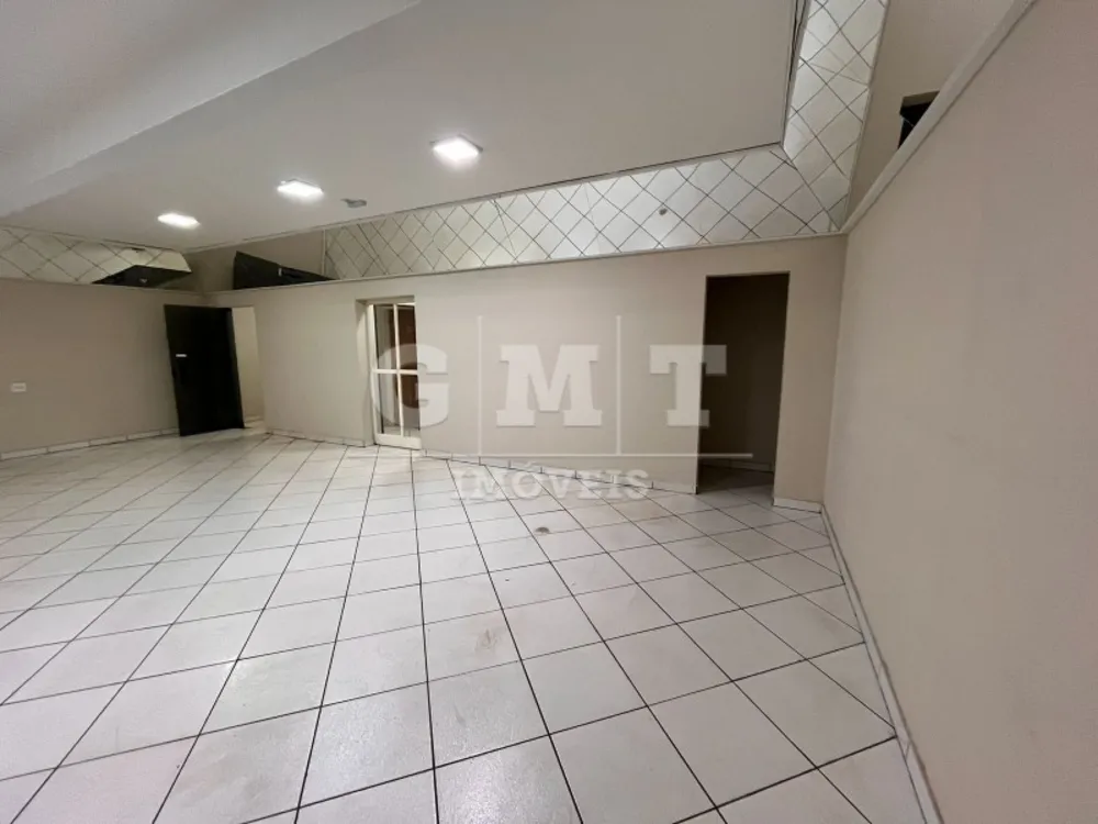Prédio Inteiro, 570 m² - Foto 1