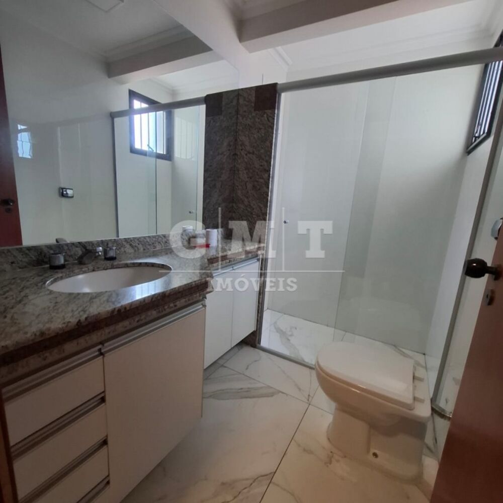 Apartamento à venda com 3 quartos, 104m² - Foto 2