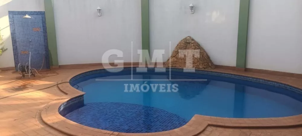 Casa à venda com 4 quartos, 386m² - Foto 2