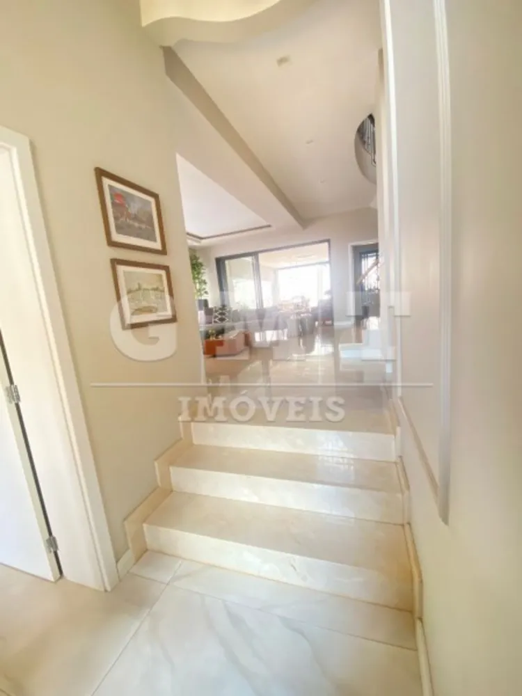 Sobrado, 5 quartos, 339 m² - Foto 1